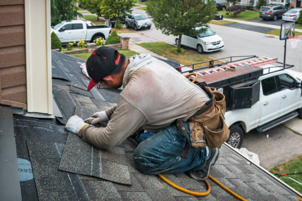 Professional Metal Roofing technician working in Stanford, CA